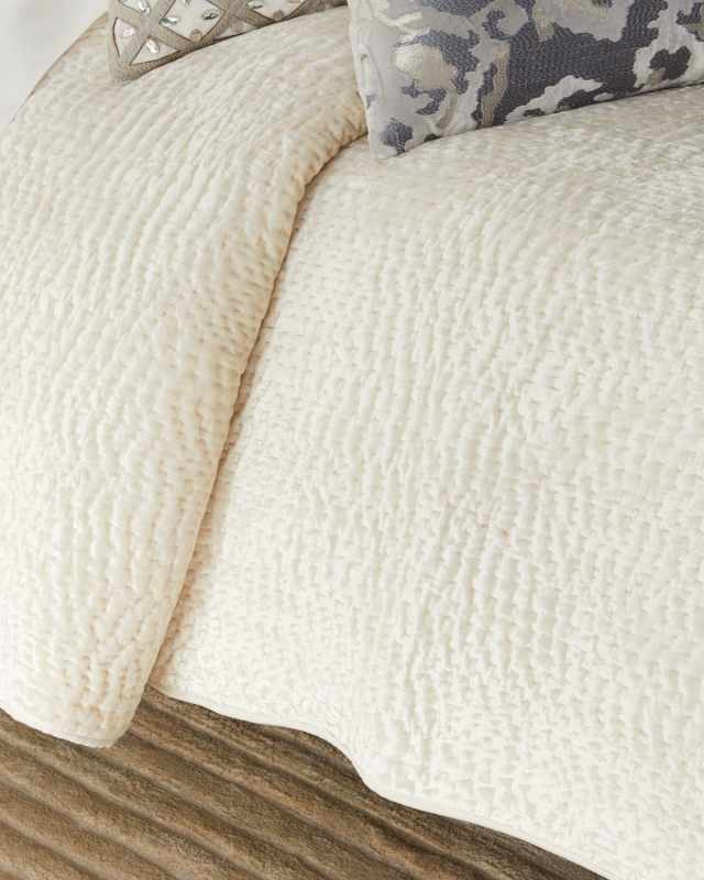 Pickstitch Velvet Quilt,